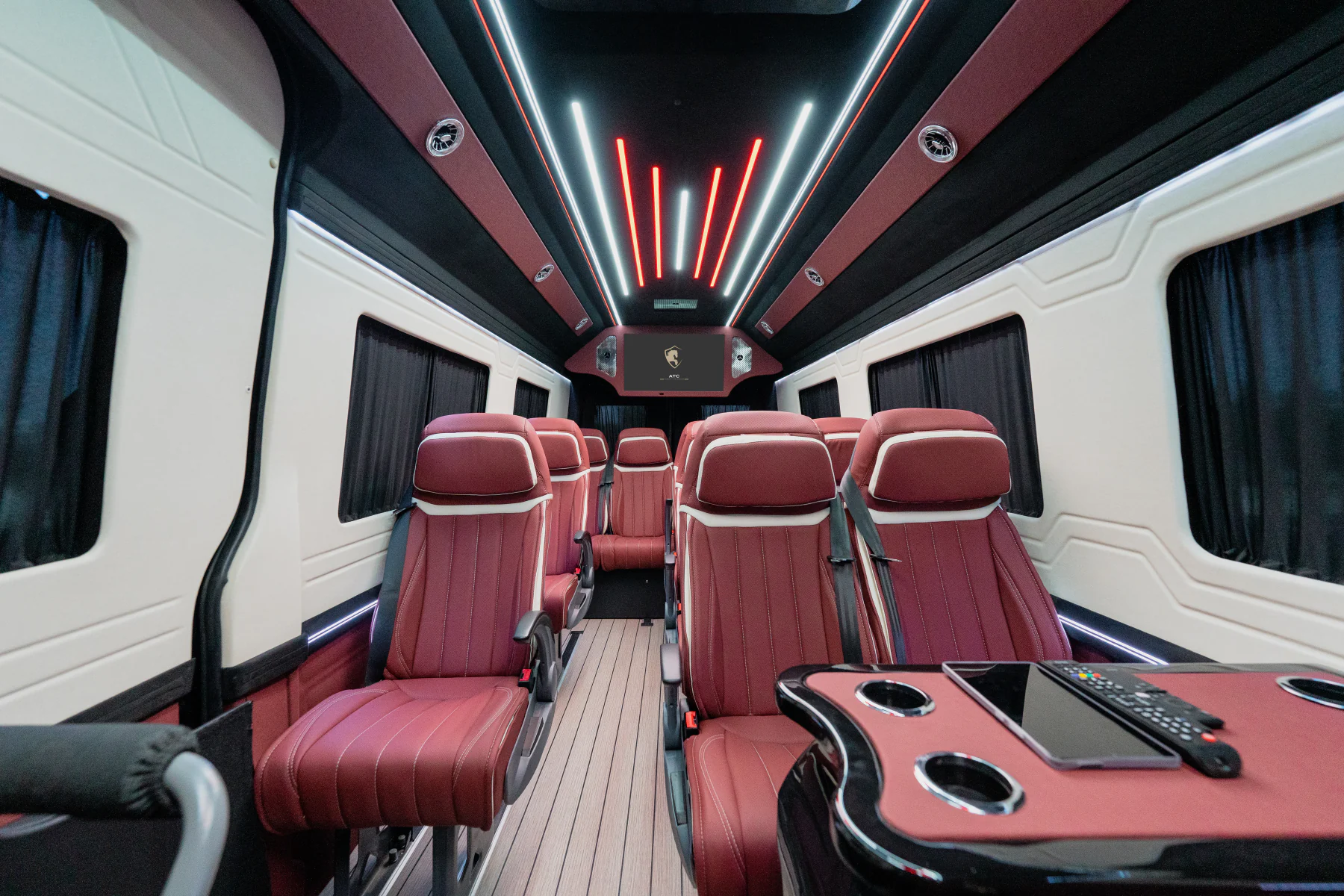 Sprinter VIP · Бордовый